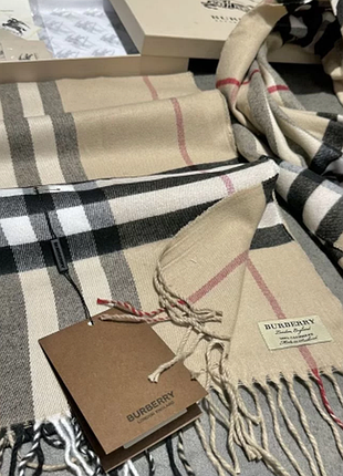 Палантин шарф burberry в подарочной упаковке шарф барберри бежевый