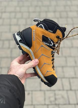 Трекінгові черевики lowa gore tex