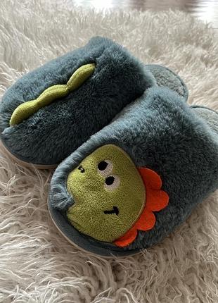 Детские теплые тапочки дракоша