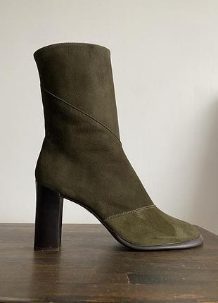 Замшеві ботільони dkny