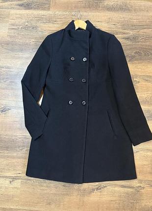 Пальто високій комір