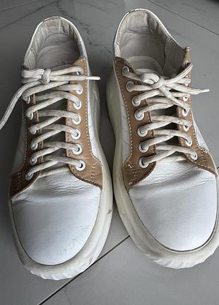 Жіночі кеди на високій підошві