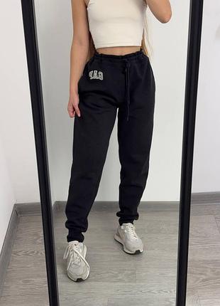 Спортивні штани gap