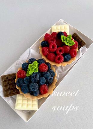 Сувенірне мило ручної роботи «набір тістечок»