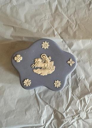 Шкатулка wedgwood,
