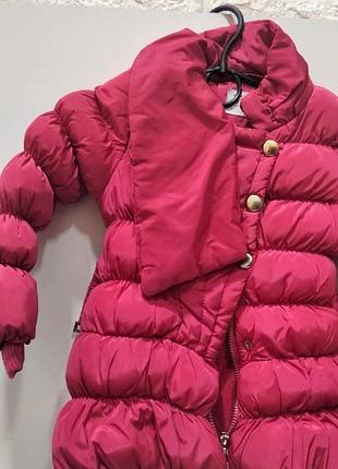 Красивая демисезонная куртка для девочки с флисом
размер 3/4 года