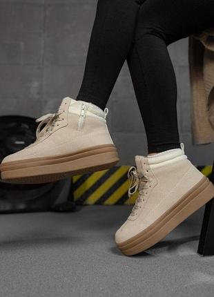 Зимние женские кроссовки ботинки