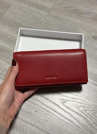 Повністю шкіряний гаманець жіночий