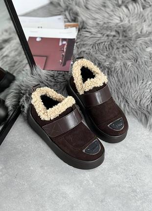 Натуральные кожаные и замшевые зимние ботинки цвета шоколад
