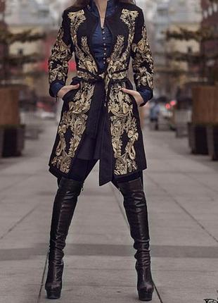 Пальто з вишивкою ексклюзивного дизайну