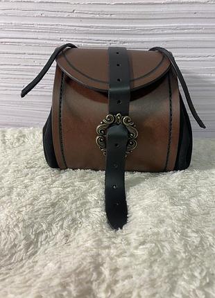 Поясная кожаная сумка