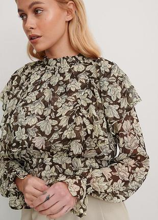 Гарна блуза na-kd