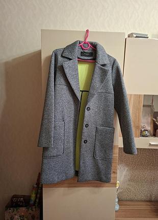 Пальто из неопрена