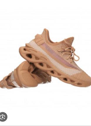 Кросівки спортивні алідас