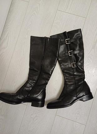Кожаные сапоги на 40