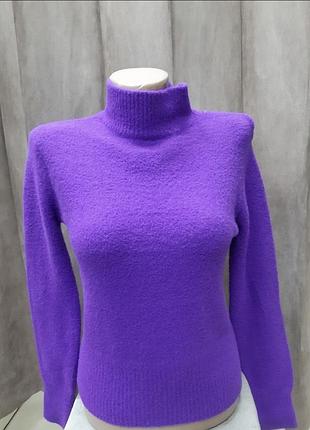 Продам светр calliope