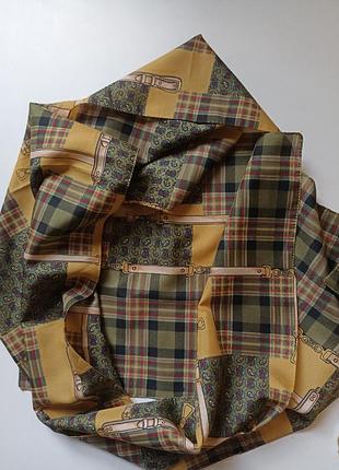 Шарф в стиле винтаж