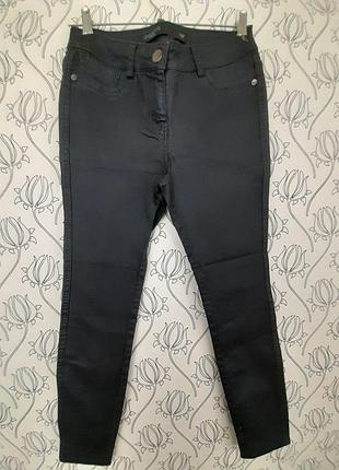 Жіночі брючкі під шкіру