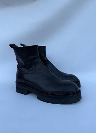 Жіночі ботинки сапоги 40 розмір кожа ann demeulemeester чорні на змійці