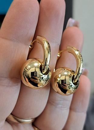Шикарные стильные серьги шарика