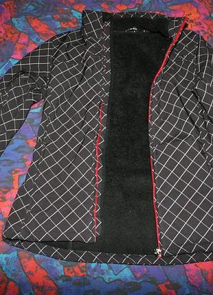 Женская софтшелл-куртка willard angelina s как для города, так и для спорта.