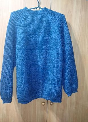 Светр жіночий