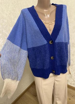 Кардиганкоролблок  із широкими рукавами з вовною та альпакою