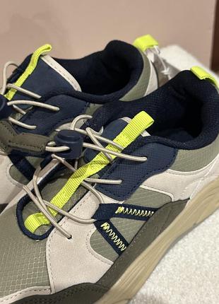 Трекінгові черевики кросівки з комбінованих матеріалів reserved