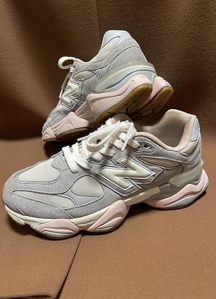Кросівки new balance сіро-рожеві