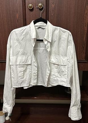 Укорочена сорочка bershka