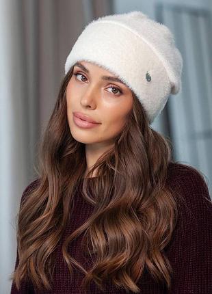 Біла тепла зимова шапка «сюзанна» з екохутра альпака на флісі 145