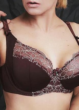 Бюстгалтер 90e