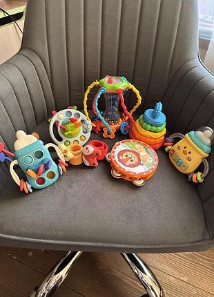 Набір іграшок для немовлят