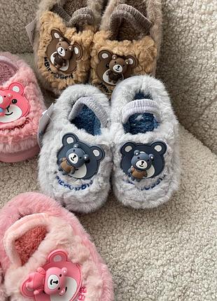Дитячі кімнатні капці для хлопчика та дівчинки