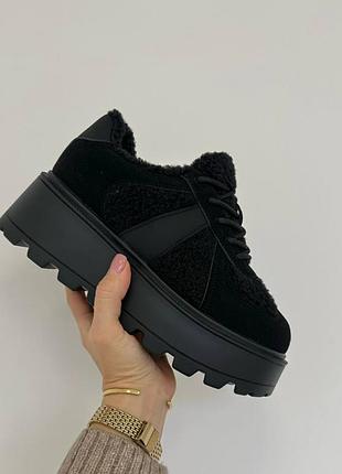 Ботинки зимние на платформ черные из натуральной замши
