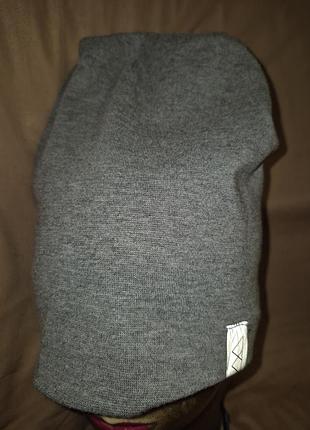 Шапка тонкая спортивная от h&amp;m