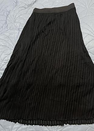 Ефектна спідниця міді