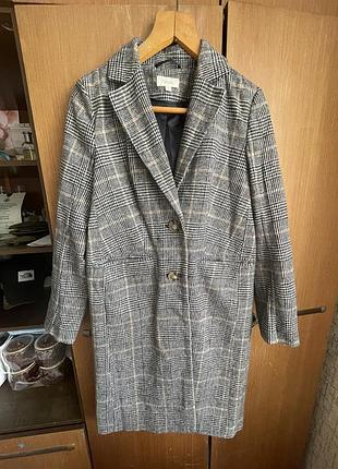 Пальто.в ідеальному стані