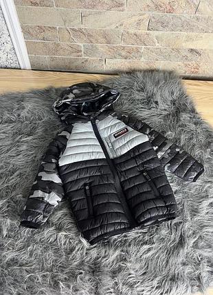 Курточка демісезонка