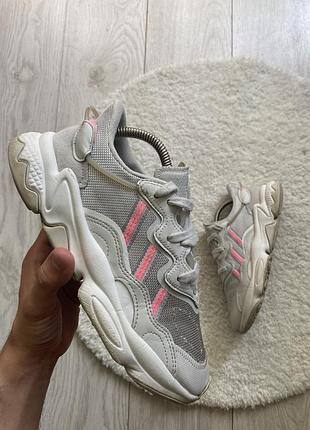 Женские кроссовки adidas ozweego 38р(24.5см)