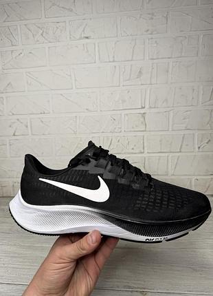 Крутые беговые кроссовки nike zoom pegasus 37 размер 44.5