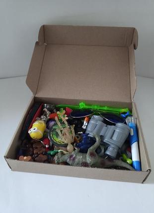 Лот мини игрушек