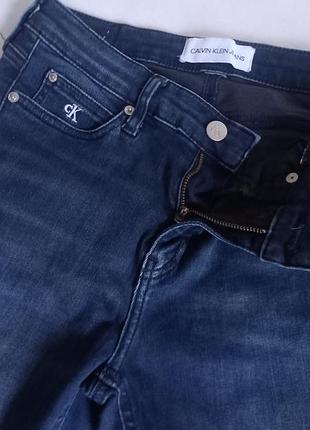 Джинсы женские