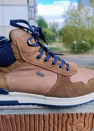 Крутезні  ортопедичні кросівки rieker