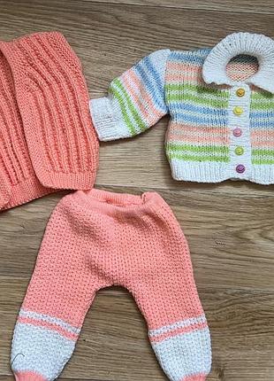 Вʼязаний комплект на дівчинку