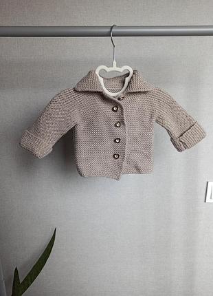 Вязаная кофточка на девочку 0-3 мес