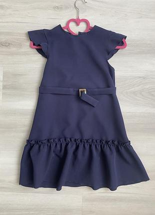 Сукня темно синього кольору з поясом