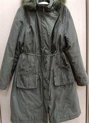 Удлиненная с капюшоном теплая куртка цвета светлого хаки mark and spencer, размер l, 48-50
