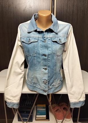 Эксклюзивная джинсовая куртка replay с контрастными белыми рукавами.