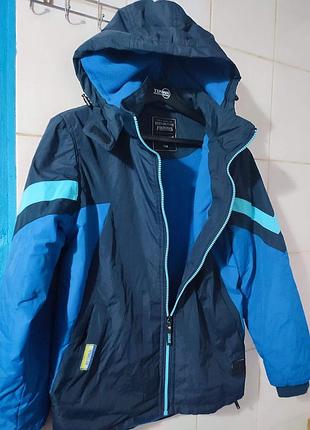 Курточка демы